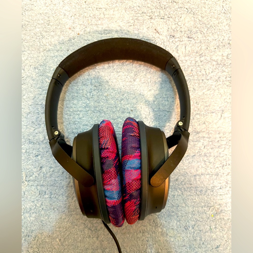 Bose QuietComfort 25 Acoustic Noise Cancelling Headphones